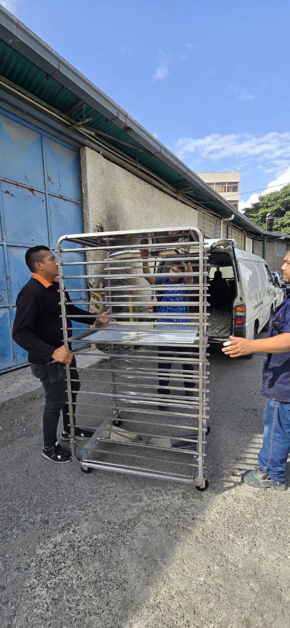 Campanas de extracción industrial de acero inoxidable para cocinas y restaurantes
